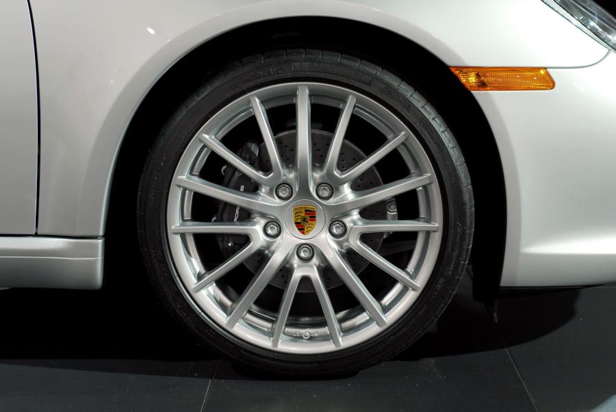  Porsche Boxster 2009 года  (фото 45 из 54)